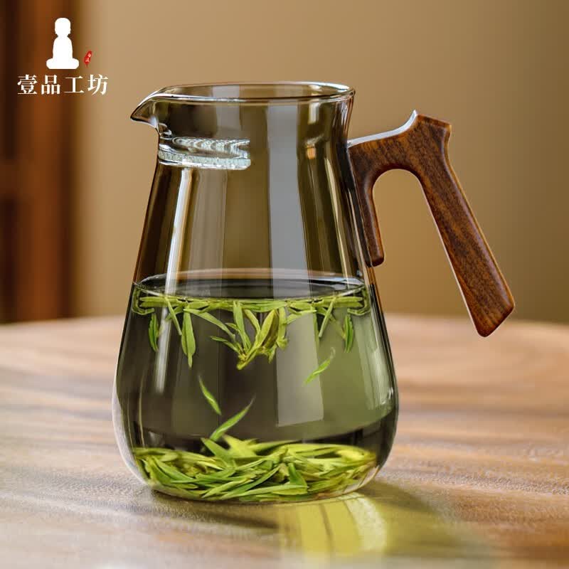 一品工坊公道杯茶漏一体过滤茶水分离泡茶杯家用大容量带把玻璃公杯分茶器 月牙公道杯 透黑高性价比高么？