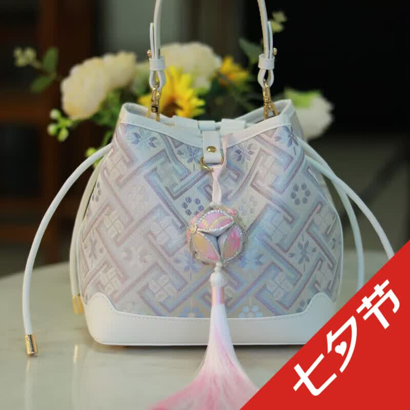 520送女朋友礼物广西壮锦包包非遗福袋包国风新中式女包斜挎手提 浅紫色 配绣球 京东折扣/优惠券