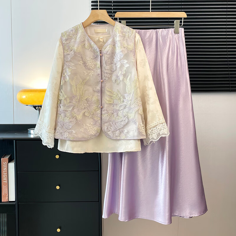 景华年春新中式汉服女装国风复古刺绣盘扣马甲圆领上衣半身裙套装蝶恋花 紫马甲+杏上衣+紫半裙 M