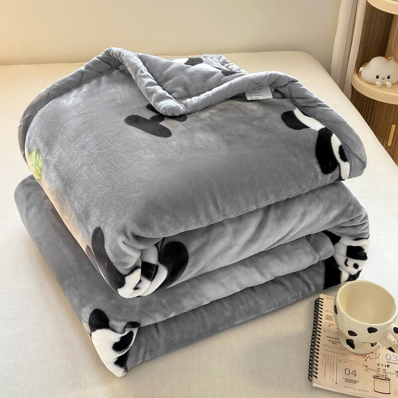 雅鹿毛毯被子1.5米x2米被子冬季毛毯冬天加厚加绒单人被毯子冬被6-8斤 小熊猫【3秒速暖 不压身不掉毛不静电】 150*200cm-4斤