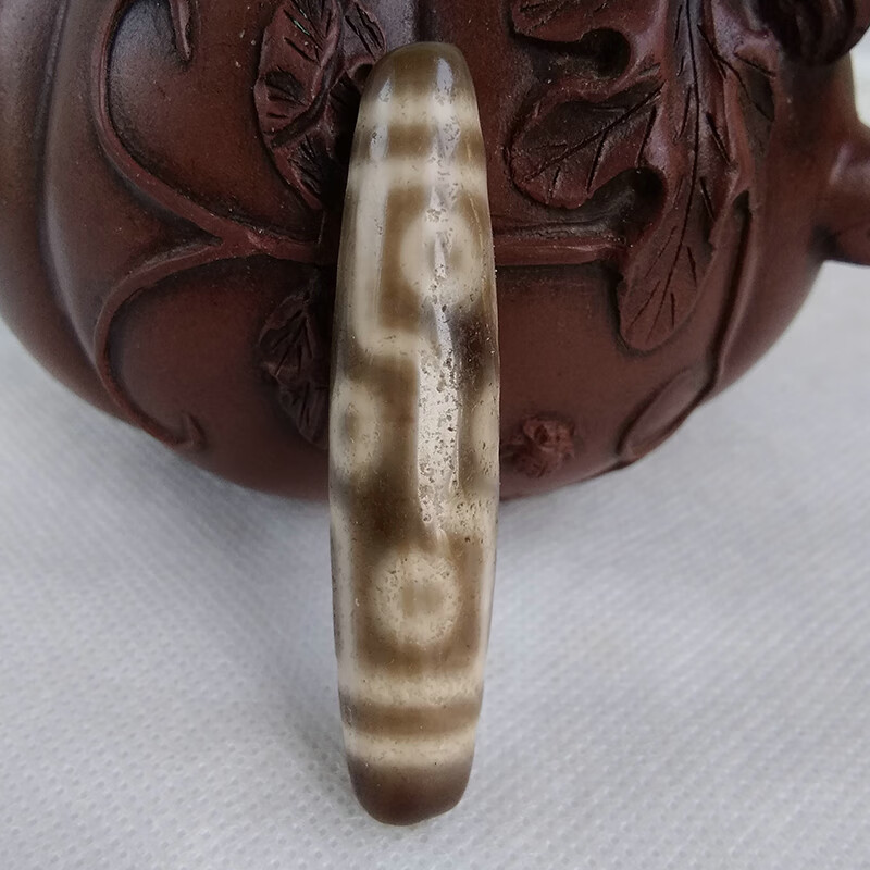 奥音S藏传玛瑙牙黄九眼老天珠真老无做旧高级民族风项链吊坠