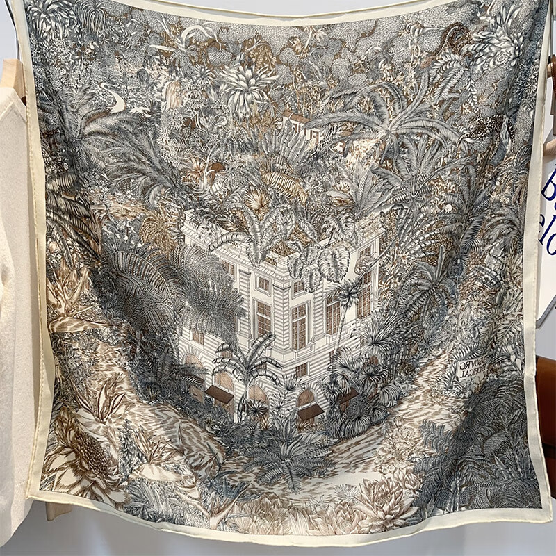 BGUG【镇店之宝】轻奢羊毛围巾女秋冬季款雨林双面异色丝巾圣诞节礼物 雨林福宝【礼盒精装】 中方巾63*63