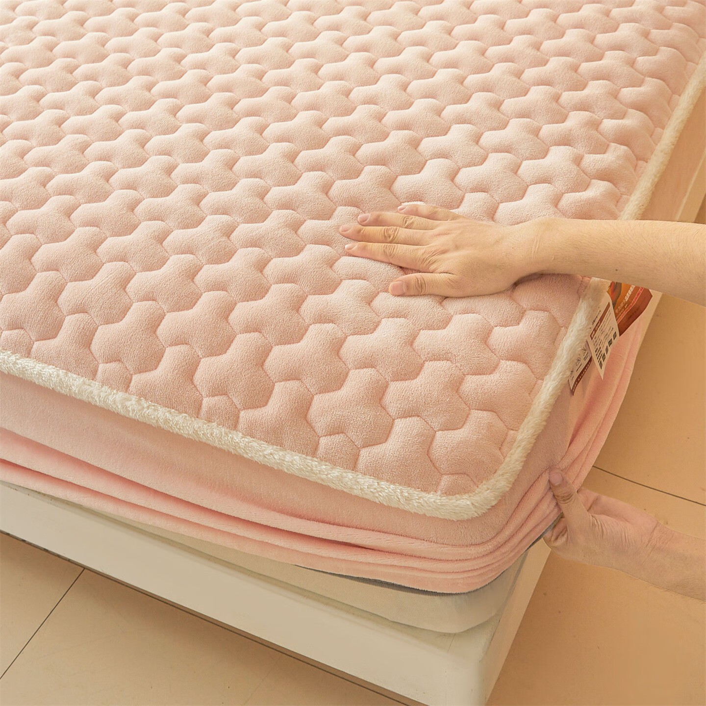 雅鹿牛奶绒夹棉床笠1.8米x2米床单床套罩床垫保护套加厚a类母婴三件套 牛奶绒夹棉床笠-玉颜粉【A类加绒加厚】  150*200+30cm高度