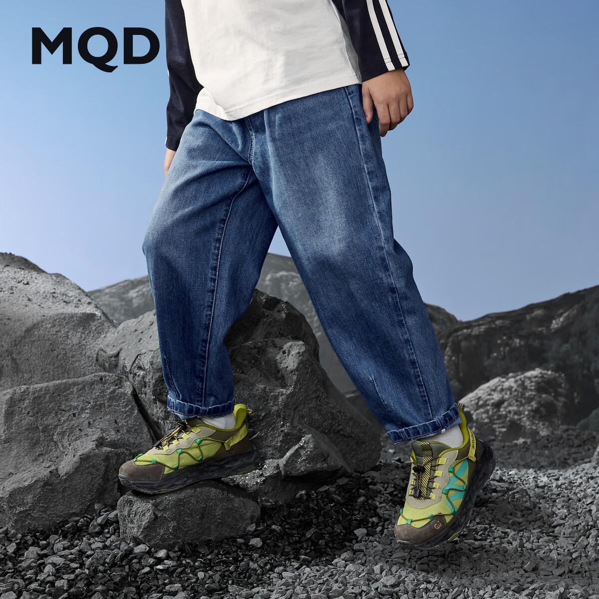 马骑顿(MQD)男童25秋季新款街潮立体剪裁休闲学院牛仔裤长裤 中牛仔蓝 140