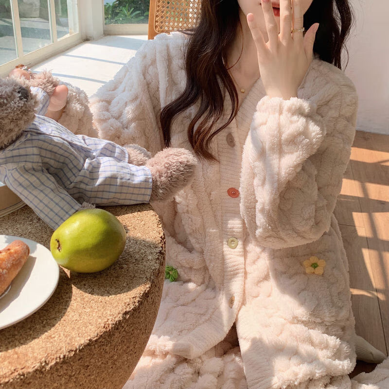 宝娜斯卡通珊瑚绒长裤秋冬宽松束脚松紧腰懒人睡裤家居睡衣套装 粉色-小花套装 均码 (90-150斤)