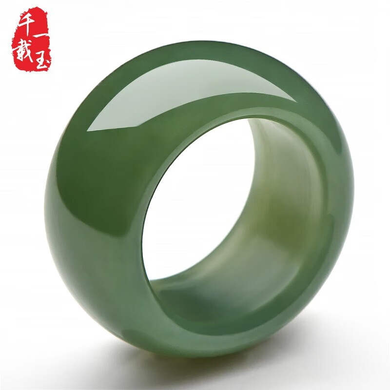 千载一玉和田玉戒指 男士青白玉扳指男大拇指珠宝玉器指环 约22毫米 款一内径约22毫米QZZ1596属于什么档次？