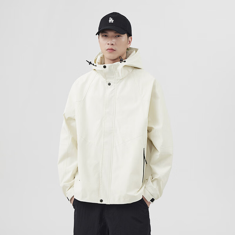 仓石一树户外冲锋夹克男士春秋季宽松套头潮流立领拉链连帽休闲上衣外套 榛果灰 4XL (200-220斤)