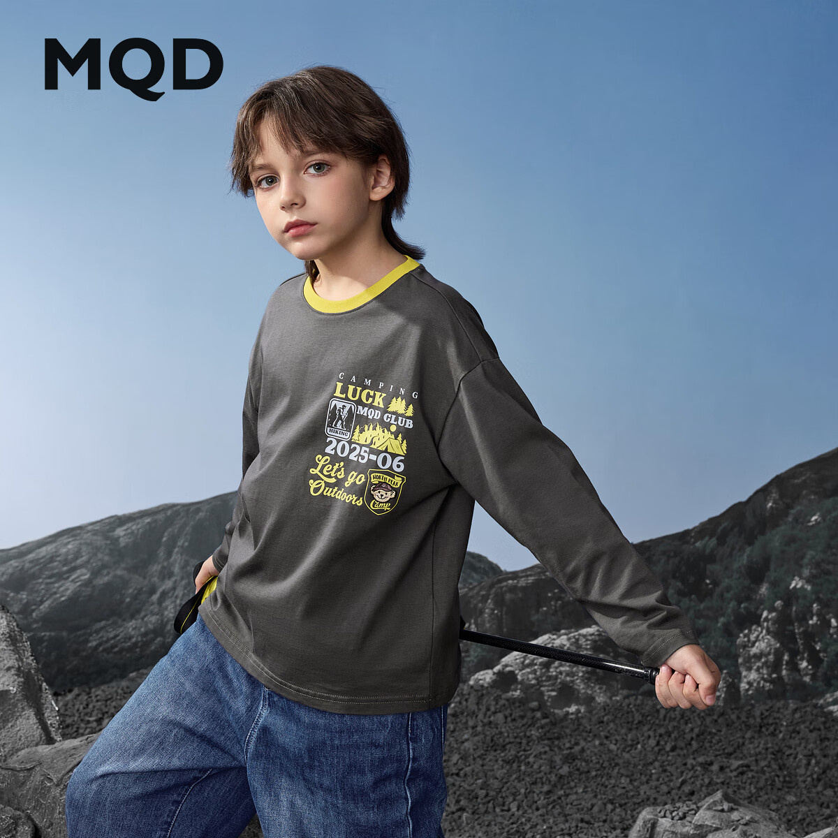 马骑顿（MQD）男童秋新款户外露营登山内搭撞色领口长袖亲肤T恤 深灰 160