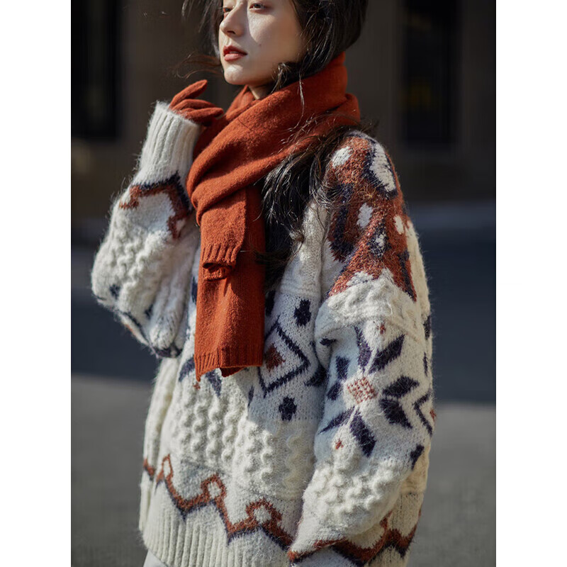 妙恋多毛衣女外穿冬季加厚宽松圆领套头针织衫温柔费尔岛小众设计感上衣 米白色 【针织毛衣】 均码 【建议90-140斤】