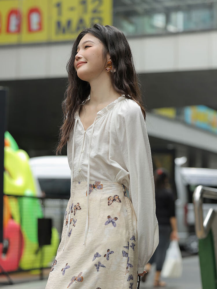 新中式衬衫女春季法式长袖设计感小众别致气质慵懒风宽松上衣 杏色现货 S