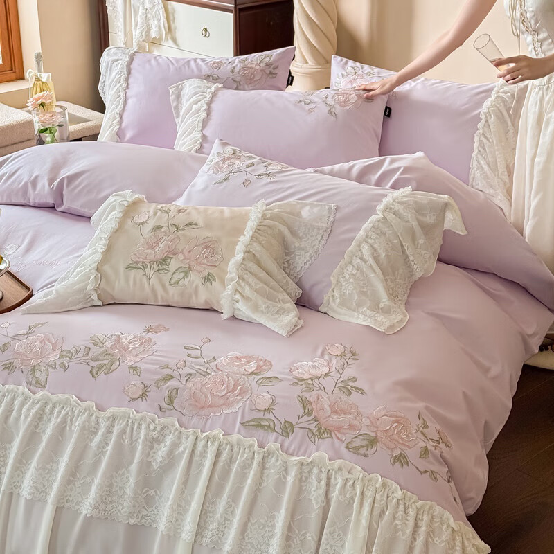 水星系列家纺高级蕾丝少女120S长绒棉轻奢全棉四件套纯棉花边被套床单床上用品 茉柔-紫 120支 全棉刺绣 1.8米床 床笠款 （被套200*230cm）
