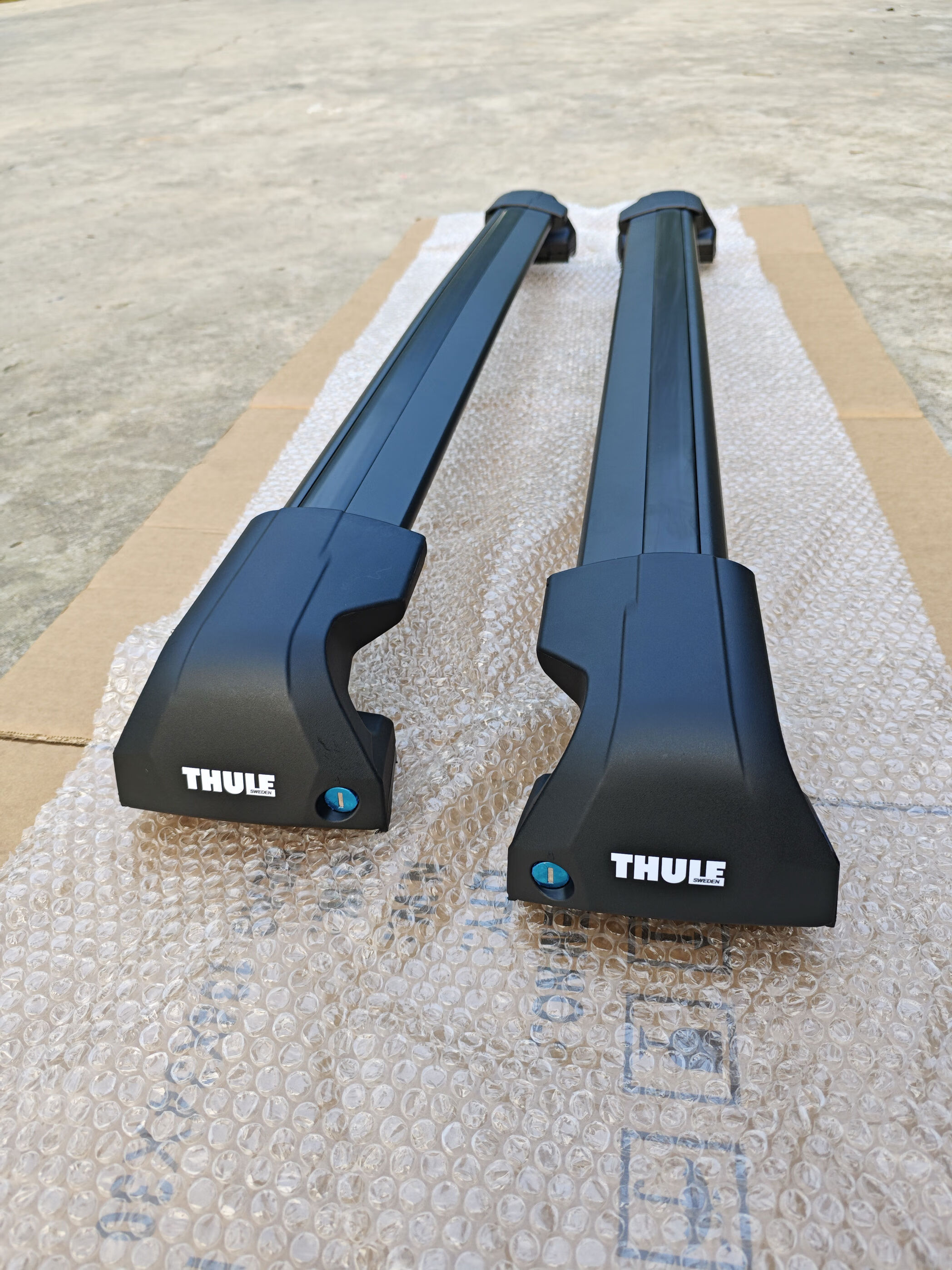 拓樂（THULE）拓樂SUV旅行車汽車行李箱車頂箱旅行箱架車頂行李箱靈動800 免打孔 7206橫桿一套