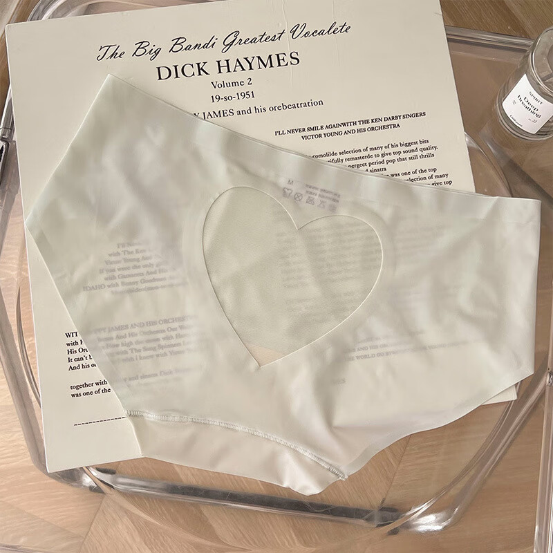 稚蝶冰丝性感蜜桃臀内裤女纯欲爱心镂空裤衩无痕女士三角裤 混色 红杏+纯白+纯黑随机 3条 L （125-140）