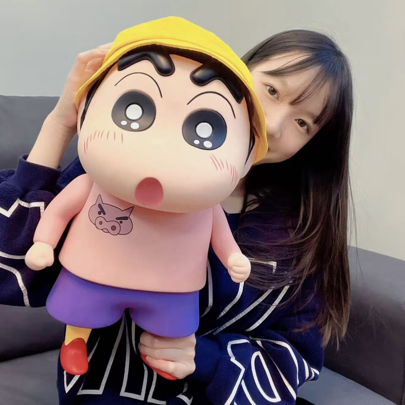 蜡笔小新正品手办公仔头转动桌面摆件动漫潮玩具周边男女生日礼物 左门小新42CM【送帽子顶配版】