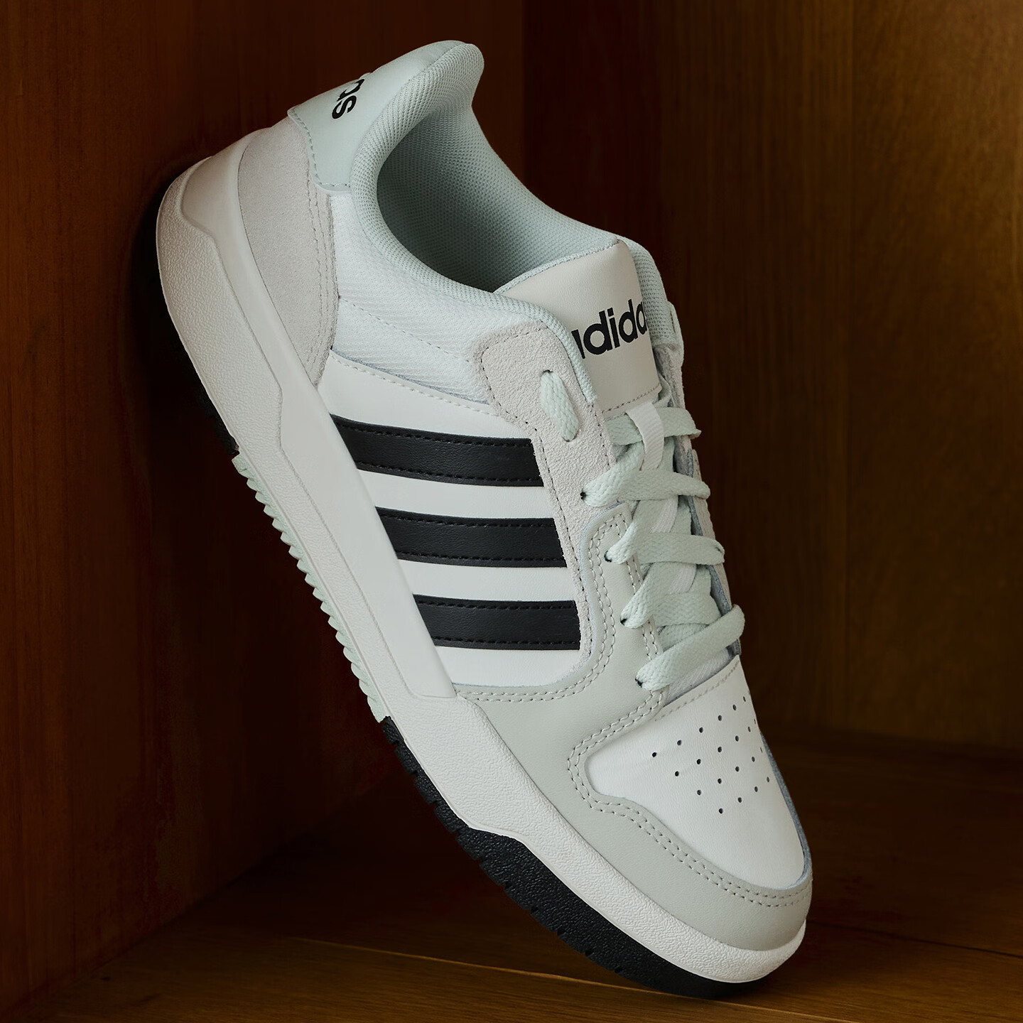 adidas ENTRAP ��ʽУ԰�縴�������Ь ��Ů�� ��ɫ/��ɫ/������ 40.5 285.12Ԫ(����ȯ)