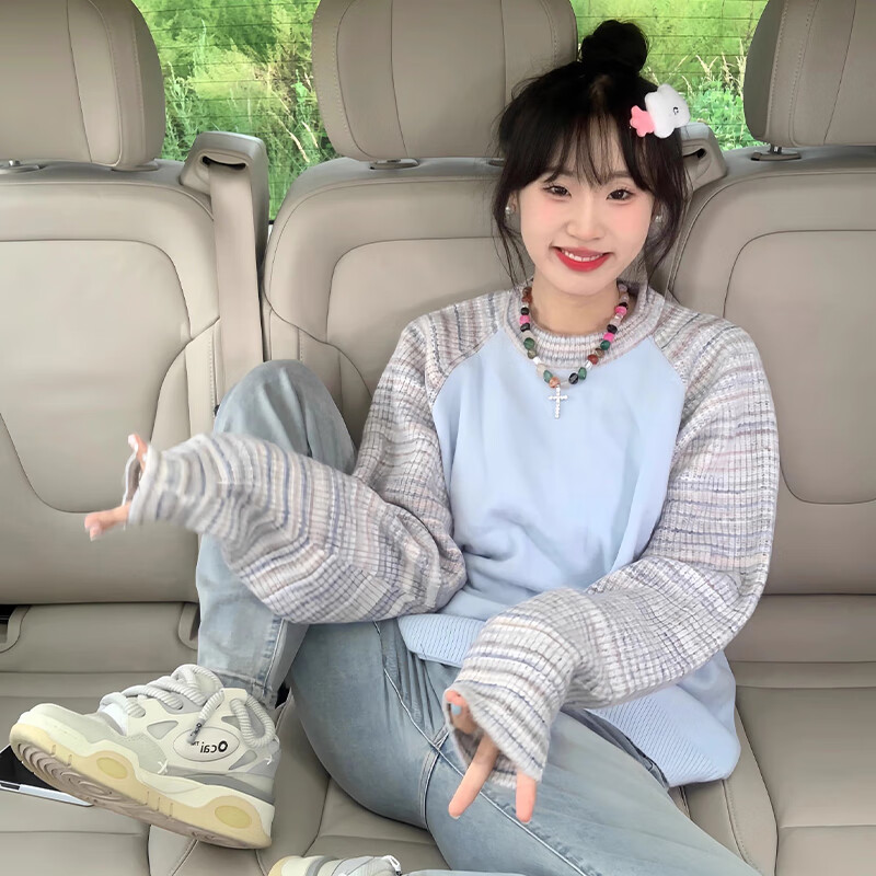 相伊恋人毛衣女外穿针织衫25秋冬新款潮流外套慵懒风保暖圆领套头拼接外衣 蓝色【奶油显瘦抗起球】 均码