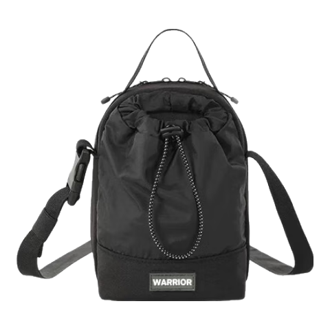 回力男士斜挎包2025新款手機(jī)水杯包休閑單肩包旅行包胸包腰包小背包女 黑色【可放800ml水杯】 小號(hào)