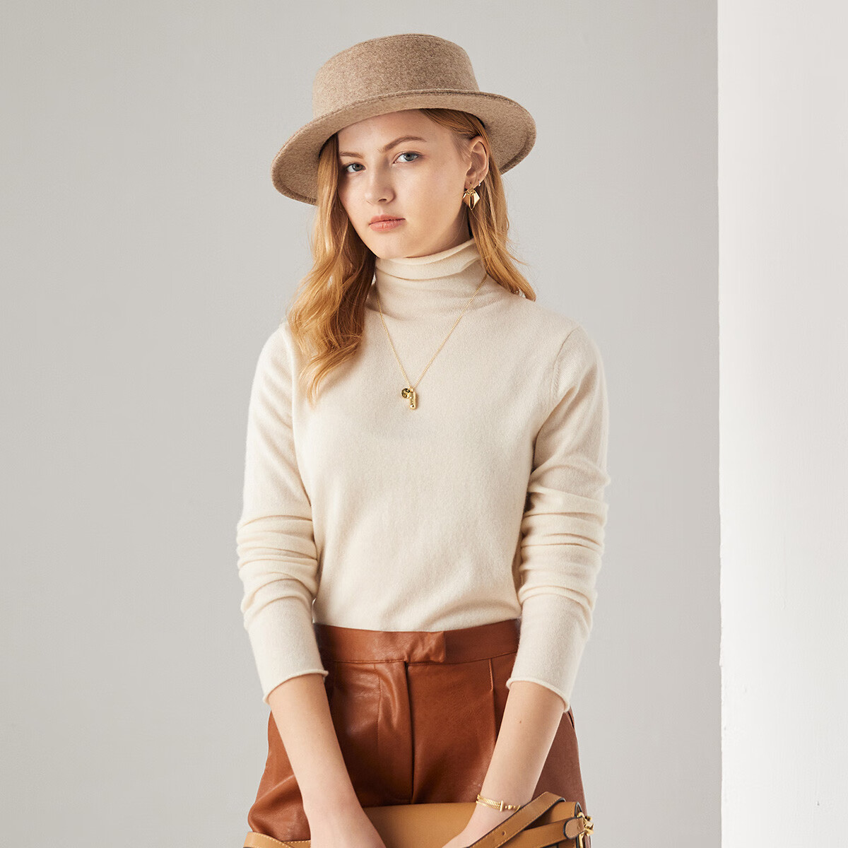 帕罗（PALUOPO）休闲百搭100%山羊绒衫女士秋冬基础多色半高领针织保暖毛衣 米白 堆领 XL 170/110