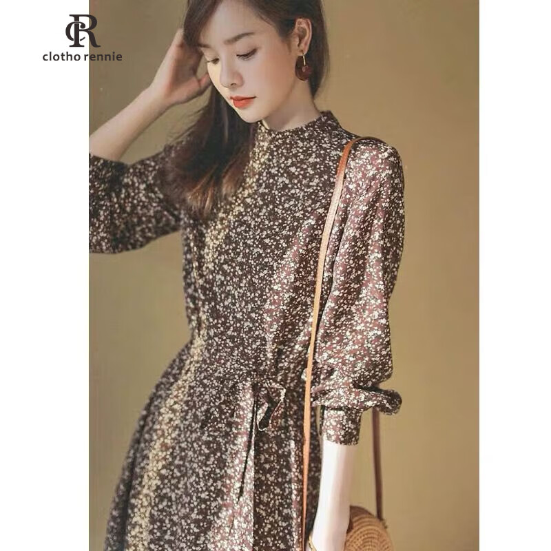 clotho Rennie品牌女装碎花连衣裙女2026春夏新款法式立领修身系带显瘦长袖裙子 咖色 M 建议100-109斤
