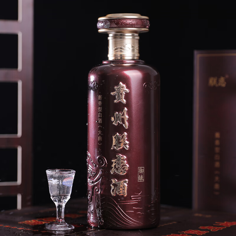 朕恋御酿 贵州酱香型53度白酒粮食酒坤沙酒固态发酵礼盒装白酒 53度 500mL 1瓶