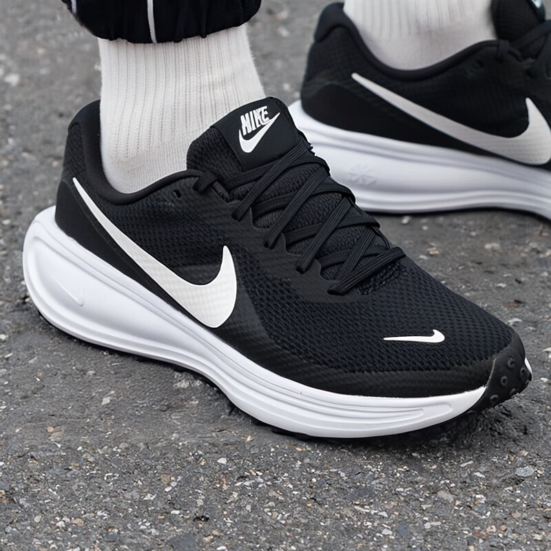 耐克（NIKE）跑步鞋男鞋2026新款夏季REVOLUTION 8健身训练缓震耐磨透气运动鞋 黑白-003/建议拍大半码 42.5 鞋内长27cm