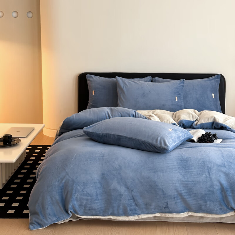 ������A���ﶬ�Ӻ�230g�߿���ţ�����ļ��� ��ҹ�� 1.5/1.8m�� ������ ����200*230cm 109Ԫ