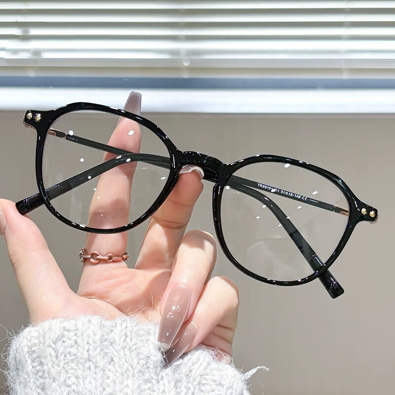 Erilles¿ϵԲξٴʱŮ۾ɢ۾ ڿ 161澵Ƭ	