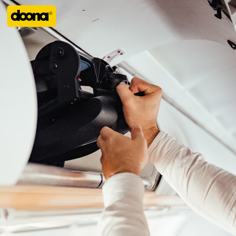 DOONA【官方】儿童三轮车婴儿推车宝宝遛娃神器脚踏车可折叠可直接登机 S5 碳晶黑【官方直供】 （轻巧便携一键折叠）