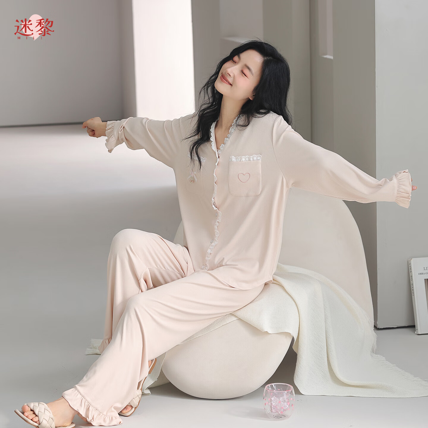 迷黎可爱甜美睡衣带胸垫吊带女长裤甜美木耳边居家三件套2025秋冬新款 图片色 L 推荐体重【100-120】 顺丰包邮