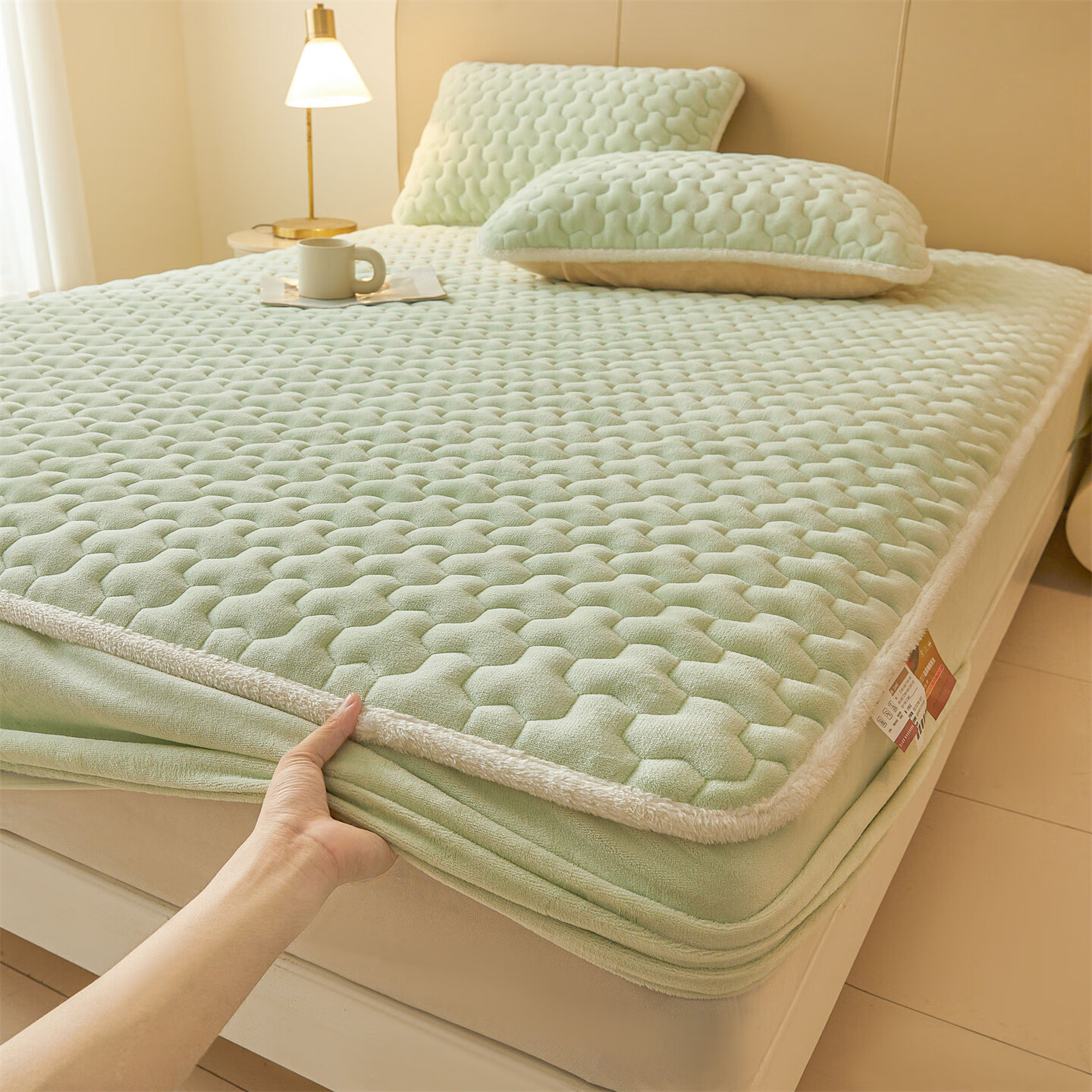 雅鹿牛奶绒夹棉床笠1.8米x2米床单床套罩床垫保护套加厚a类母婴三件套 牛奶绒夹棉床笠-薄荷绿【A类加绒加厚】  150*200+30cm高度