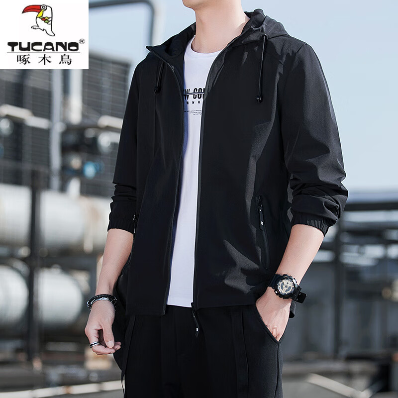 啄木鸟（TUCANO）男士外套春秋薄款连帽休闲运动上衣服秋冬季加绒男生风衣夹克男装 黑色【春秋款】 M 建议85-100件