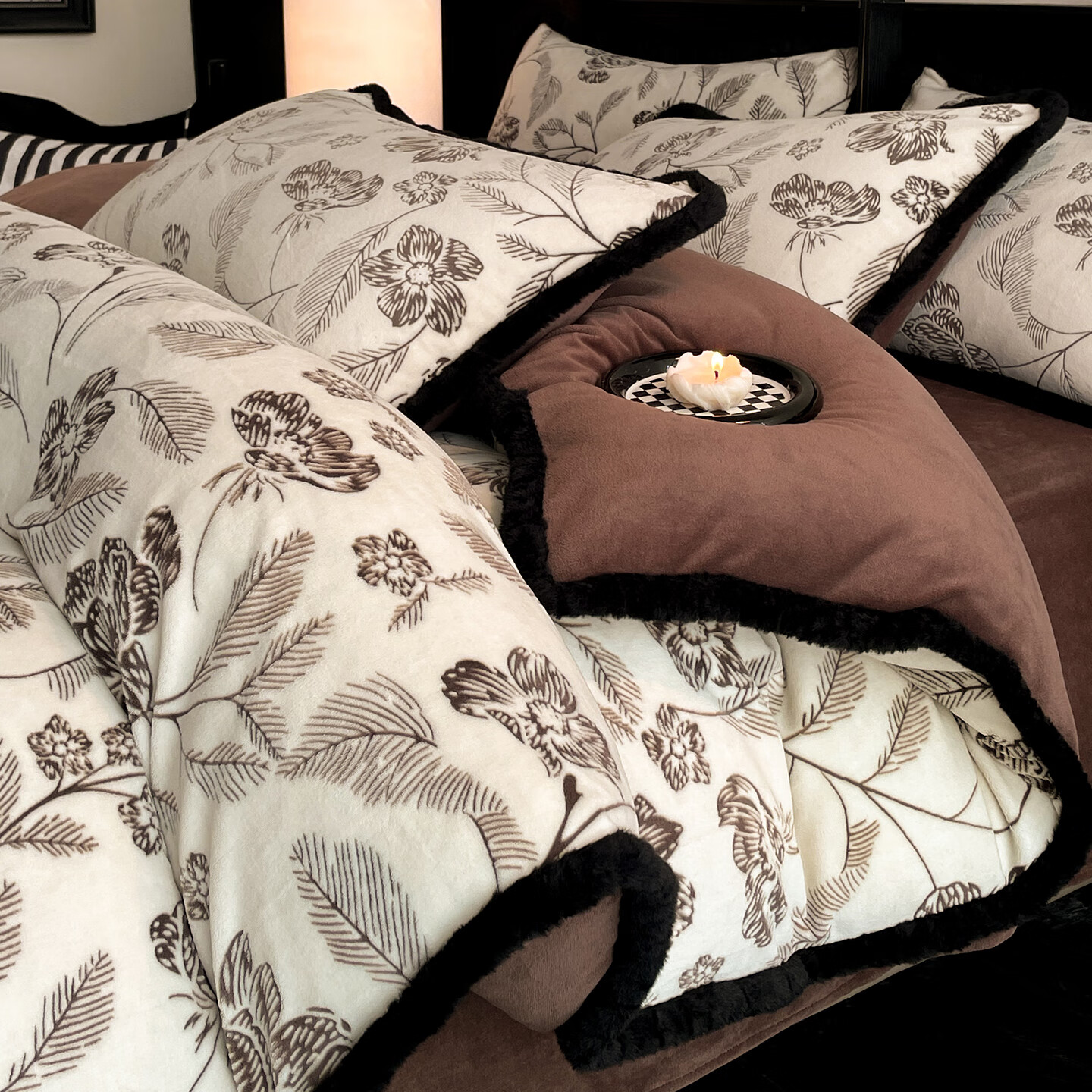 苏萱2025新款美拉德牛奶绒床上四件套冬季加厚雕花珊瑚绒被套床单床品 花间蜜语 1.8m 床单款 四件套-被套200x230cm