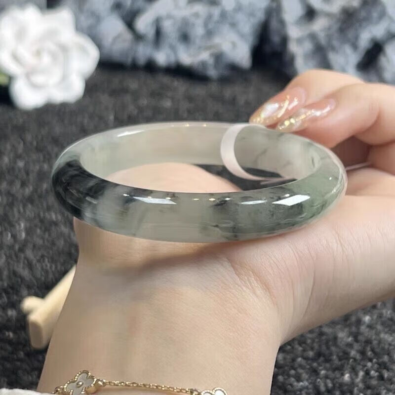 飘花玉镯子正圈缅甸老坑圆条贵妃平安镯