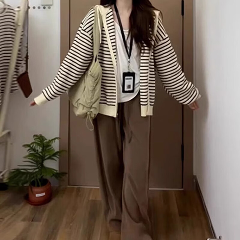 翊尚美针织衫女连帽外套女秋季新款2025年小个子开衫慵懒洋气可外穿上衣 杏色 【优质抗起球面料】 均码 【推荐80-140斤】