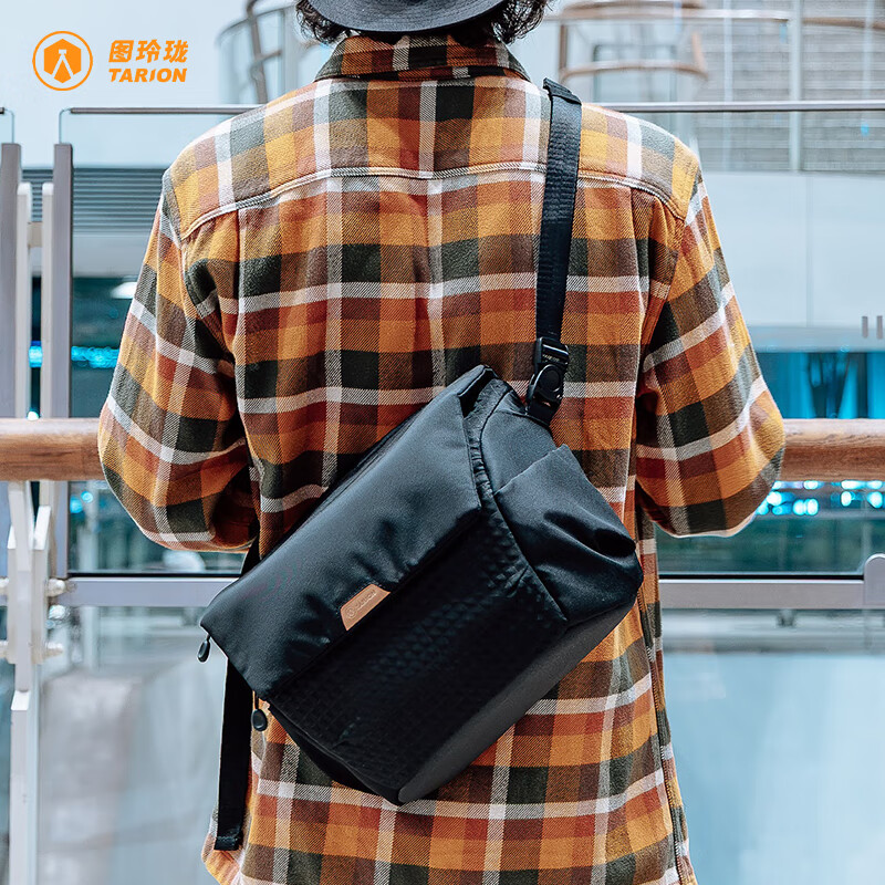 TARION图玲珑摄影单反相机便携多功能大容量户外旅行登山专业数码摄影相机背包 Thorner黑色 【一机两镜】Thorner黑色 单肩包