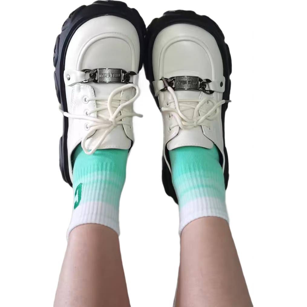 【单双低至1.29】渐变色袜子女中筒袜春秋百搭字母个性运动潮袜 【颜色随机】2双 均码