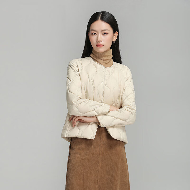 BOBBY BIZZ2025秋冬新款95%白鸭绒无领轻薄羽绒服女内胆女士短款保暖外套 米白色 L (160) 建议110-125斤