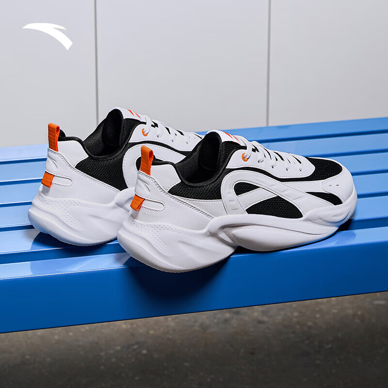 ��̤����Ь���ļ���㻺��������ʱ�г�������ͨ���ϵ��˶�Ь 92Ԫ