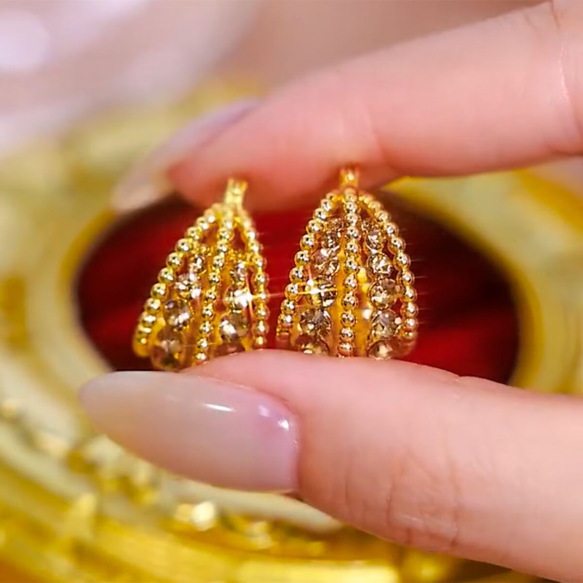 咖色镂空镶钻提篮耳扣轻奢高级精致水晶耳环小众百搭网红耳饰JZ 金色镂空提篮耳环 金色镂空提篮耳环【赠送精美盒子】