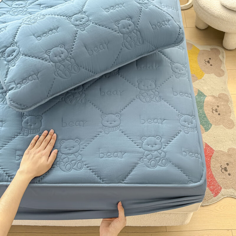 雅鹿加厚夹棉床笠防尘绗缝床罩三件套隔脏床盖床垫保护套床上用品 小熊夹棉床笠-宾利蓝【蓬松柔软 四季通用】 150*200cm单床笠