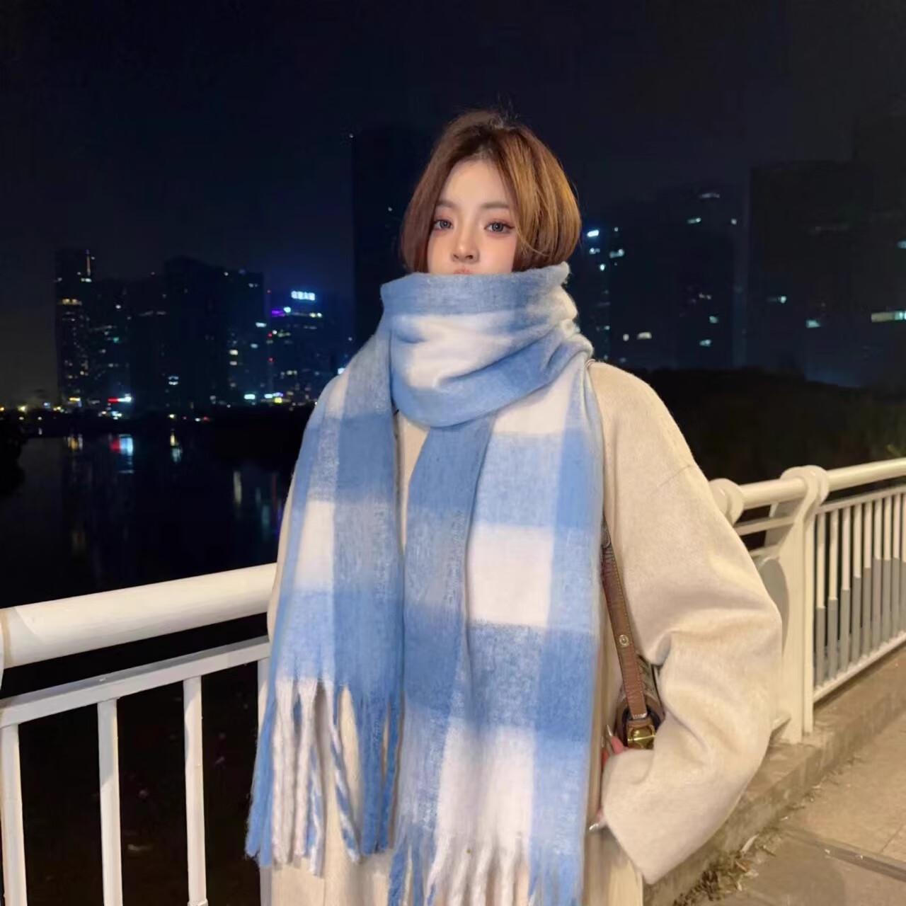 蝴蝶少女杨超越同款围巾女冬季两用韩版披肩保暖格子加厚围巾2025新款围脖 蓝白格子 【杨超越同款】