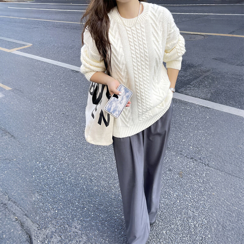 俞兆林白色毛衣女秋冬2025新款加厚圆领针织衫小个子慵懒高级感内搭上衣 米白色 【柔软不扎肤】 均码 【推荐80-140斤】