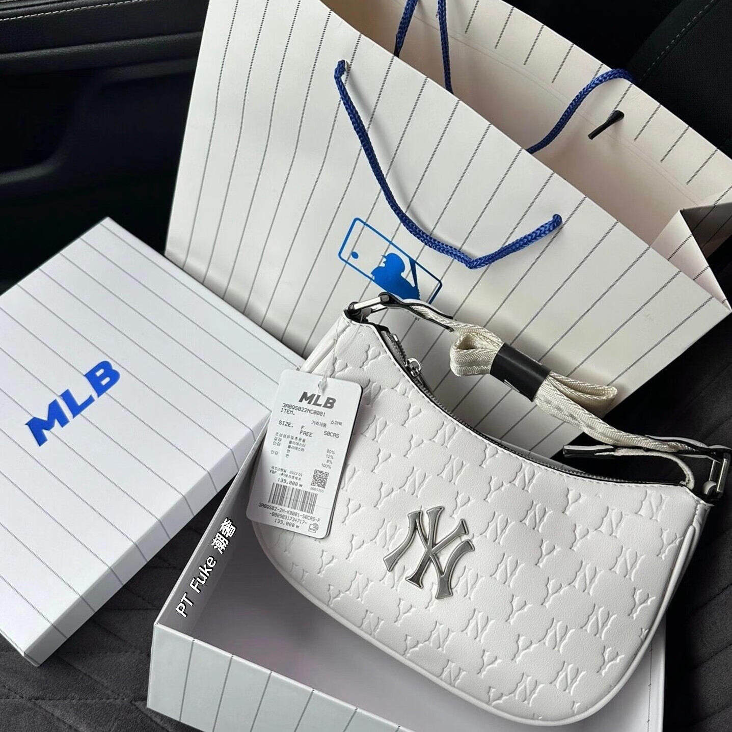FAVES MLBmlb包腋下包饺子包ny洋基队包单肩包女包月牙包 皮质压花包洋基队 压花白色【礼盒款】