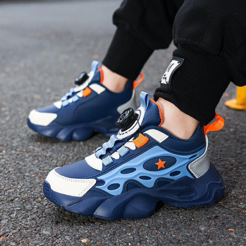 贝天熊（BeiTianXiong）儿童童鞋男女童网面运动款秋冬款纽扣网透气中大童大轻便革面跑鞋 8866深蓝【春秋革面】 35 内长22.0/脚21.0 京东折扣/优惠券