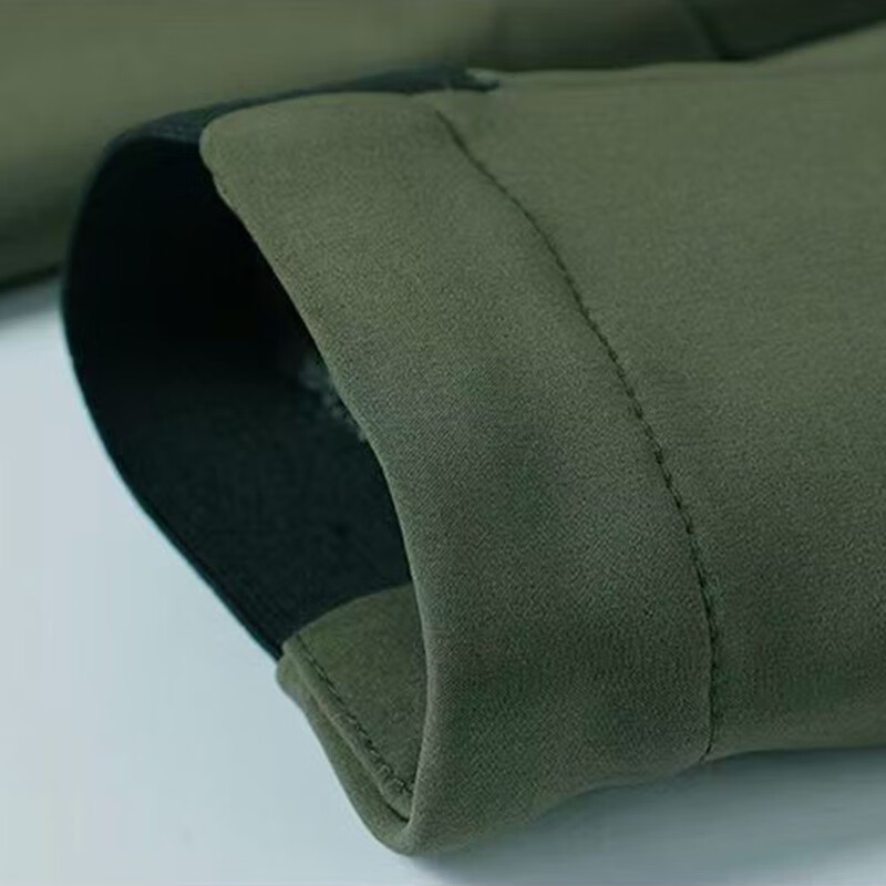 拾福(SHIFU)户外冲锋衣男装防风防水外套加绒保暖上衣秋冬季新款衣服爸爸装 黑色 5XL (195-215斤)