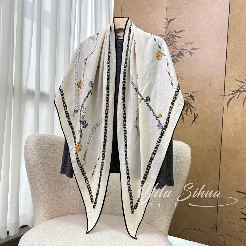 BGUG【珠宝魅力】重磅真丝绵羊毛围巾披肩知性优雅加长三角巾时尚百搭 黑色珠宝星链【礼盒精装】