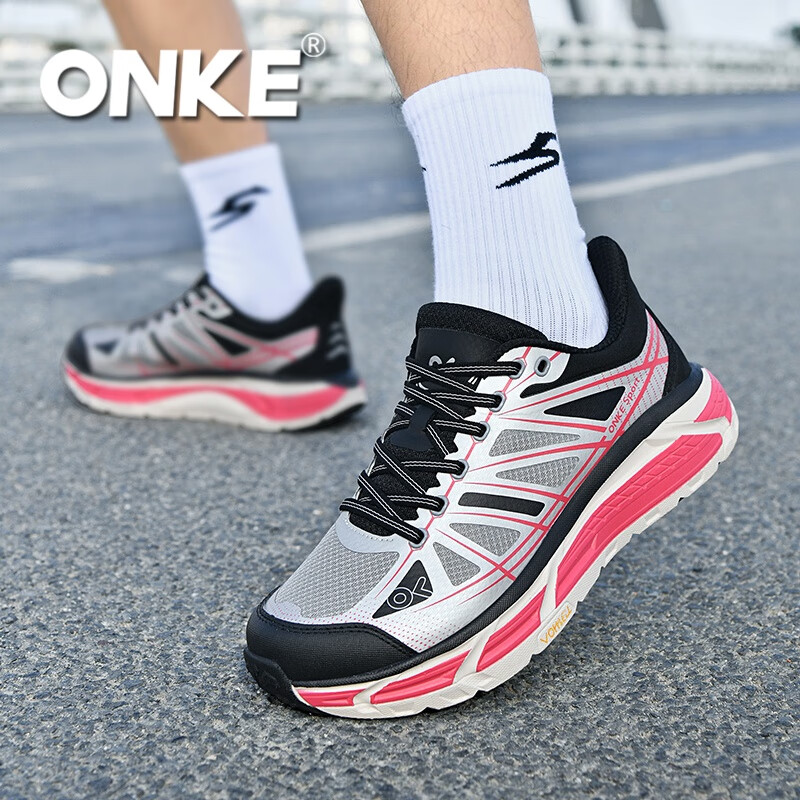 ONKE跑步鞋女春季新款轻便透气防滑减震男女鞋厚底增高耐磨运动跑步鞋 勃垦第红 38