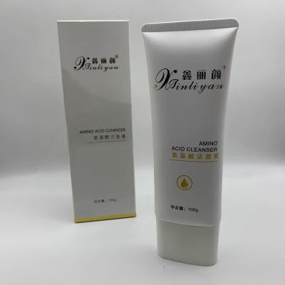 鑫丽颜氨基酸洁面膏 功效:草本精华 温和清洁 适用各种敏感