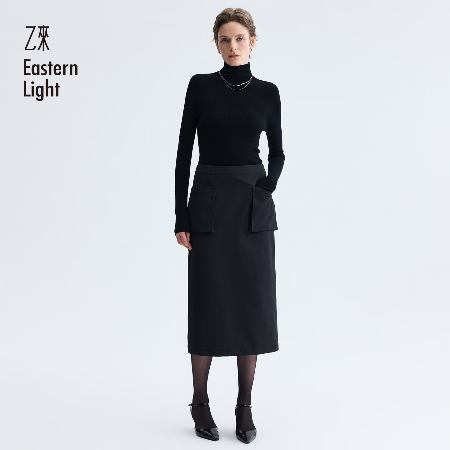 乙来围巾领短款箱型棉衣服外套女装上衣百搭新款秋冬季外套 幽雅黑-半身裙 M