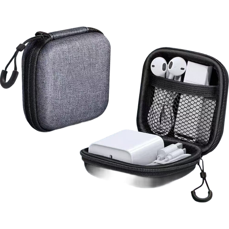 ��������ݡ������߳����U�̶�����U���ڴ濨���ɰ���ЯʽС���������������������ѹ���������� ѩ������������7.5*7.5*3.5cm��һ��װ��